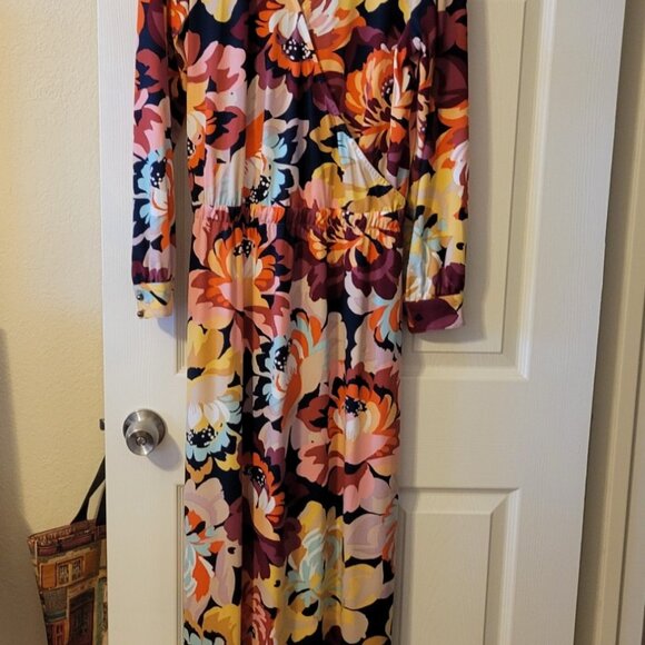 G.I.L.I. Knit Maxi Dress Multi Floral Print Jetsetter Long Sleeve - NWOT Med. - Picture 1 of 10